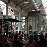 Foodhallen in Amsterdam: druk maar gaaf